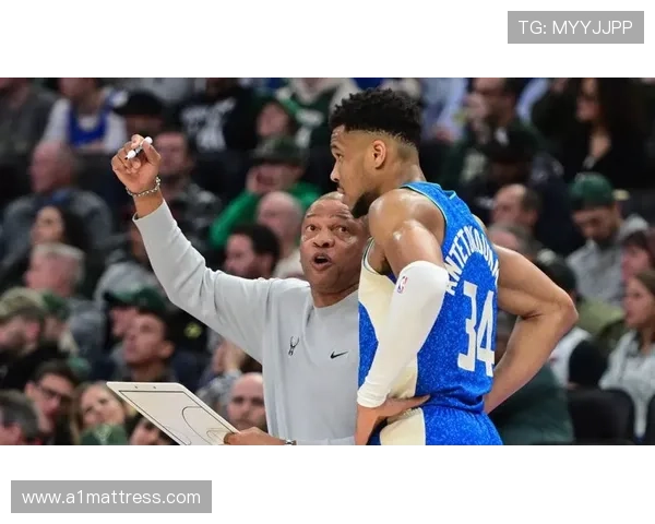 拉里·伯德关键时刻单打效率远超同期前锋展现核心价值